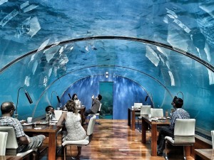 Ithaa-Undersea-Restaurant